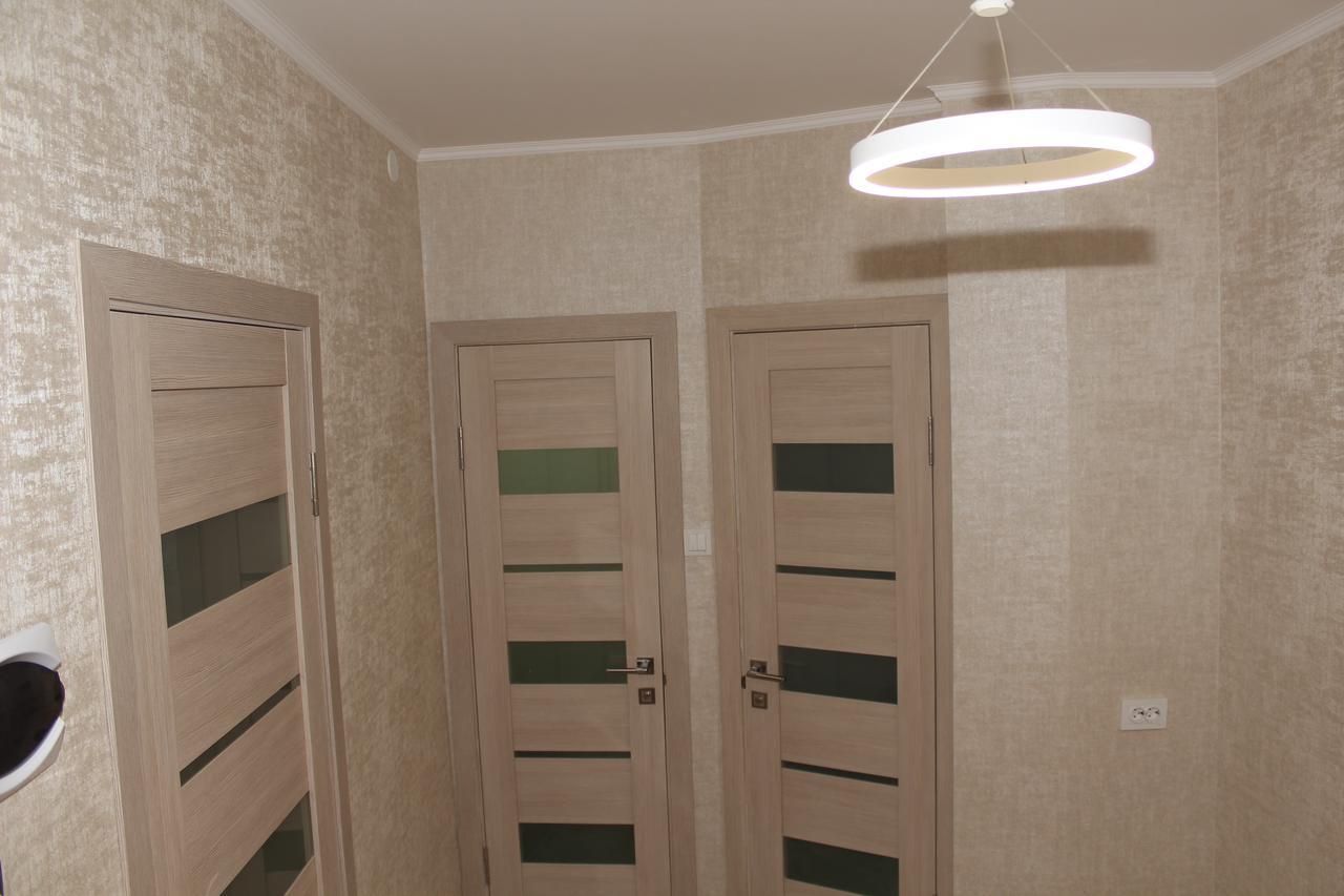 Apartment In The Karakol Heart エクステリア 写真